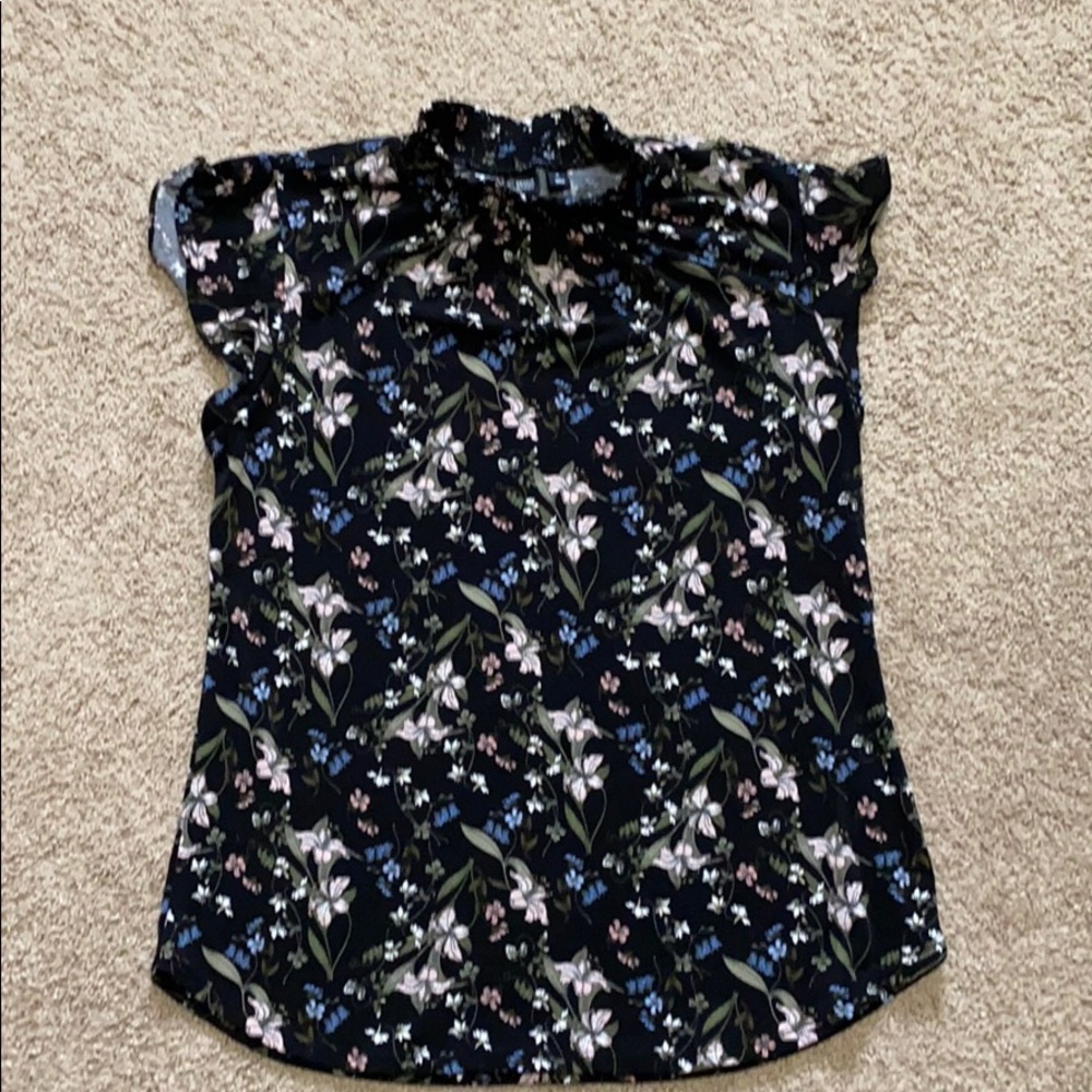 NY&CO mock neck floral blouse SZ M